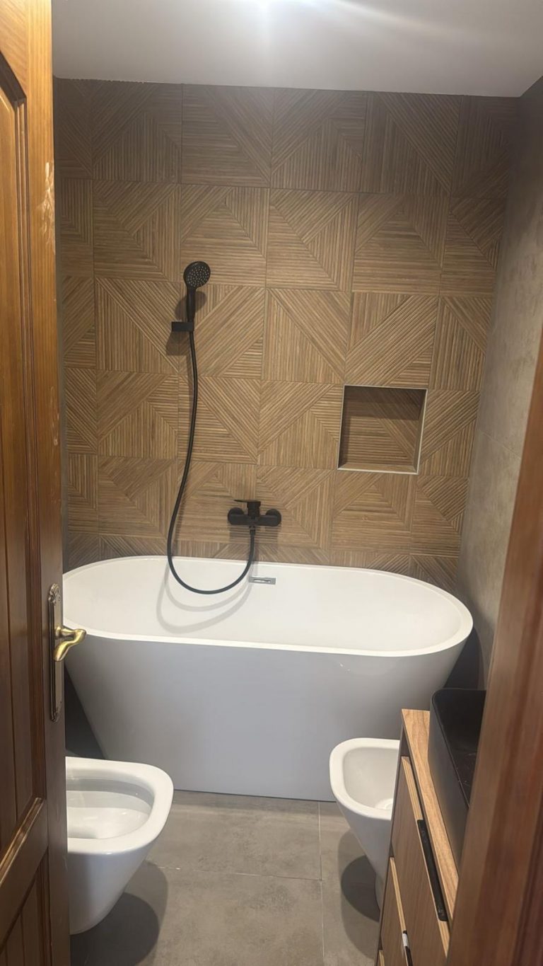 2e59c6e4-cab7-4cb0-b023-be51fabc1203-min