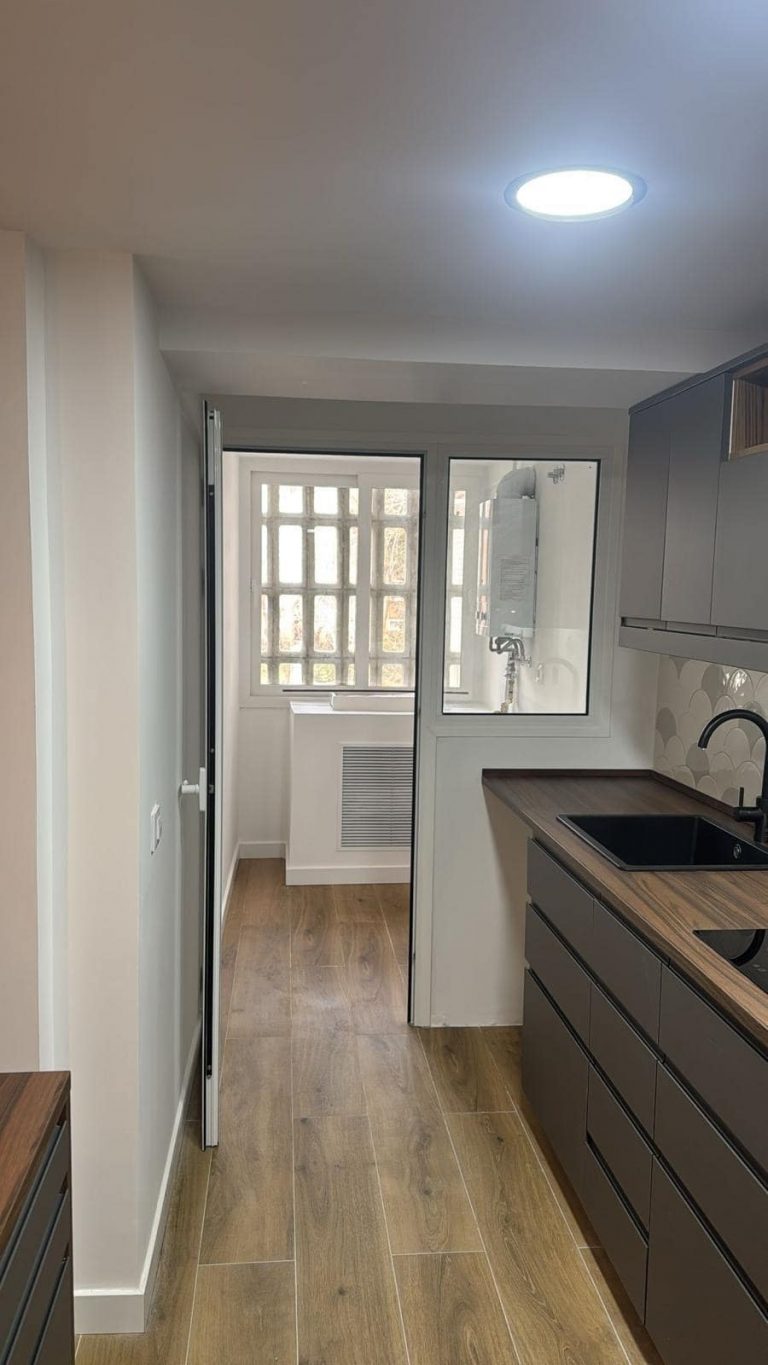 6b4b67d4-adba-47df-9438-3dbf8bb73f8e-min